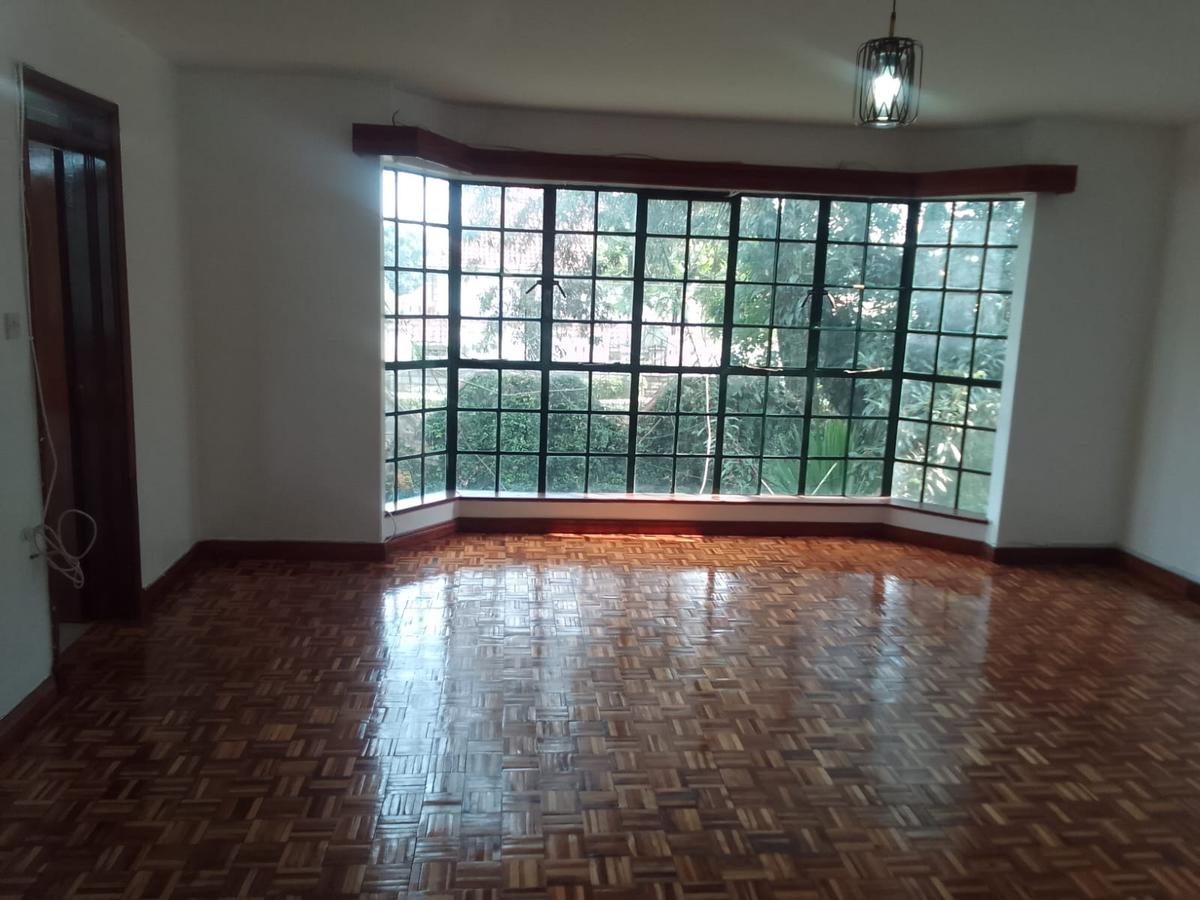 4 Bed Townhouse with En Suite in Westlands Area - 5