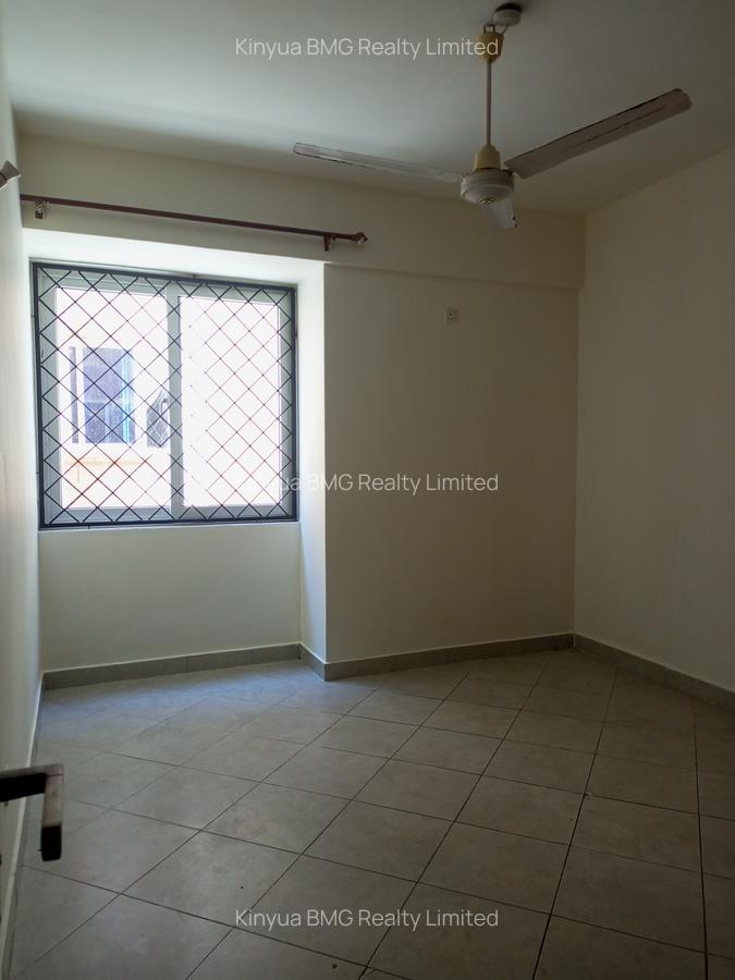 Serviced 3 Bed Apartment with En Suite at Beach Road - 10