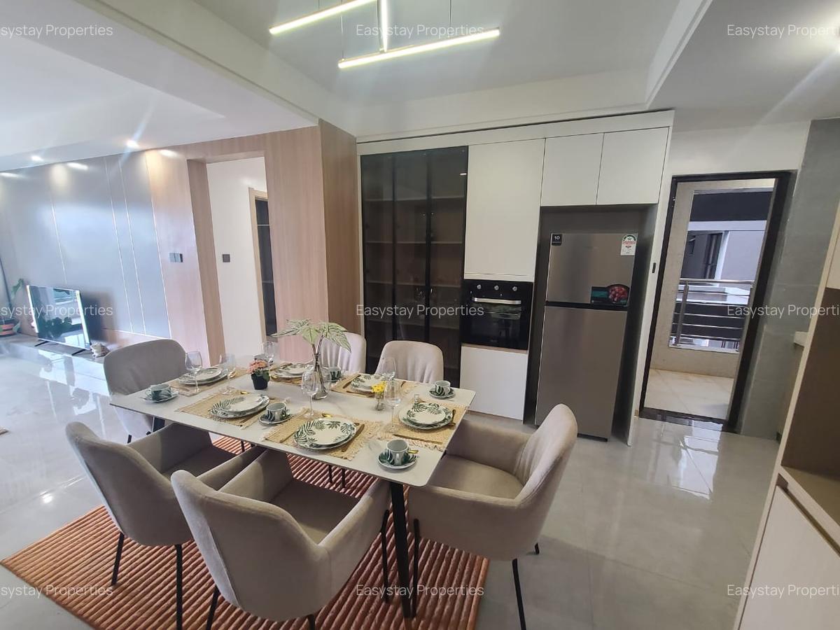 3 Bed Apartment with En Suite in Riverside - 3