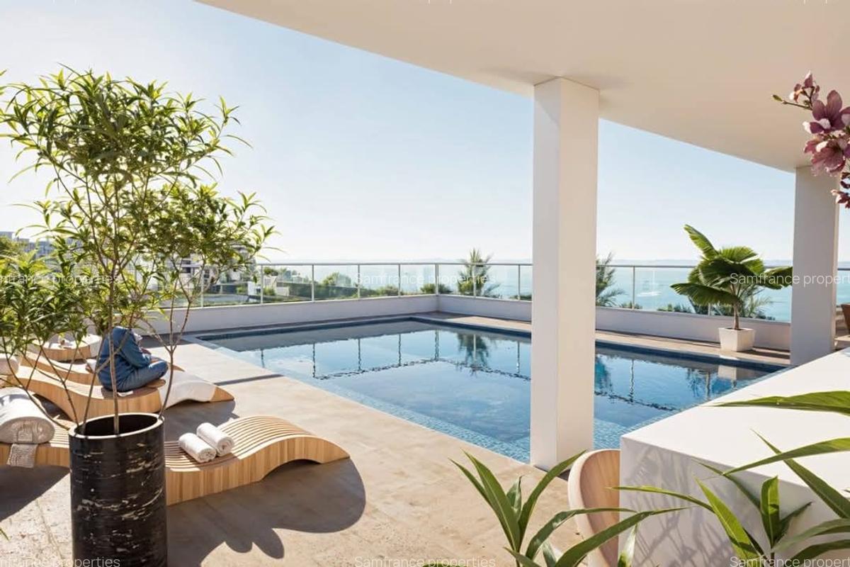 Serviced Studio Apartment with En Suite at Volume Club Road - 3