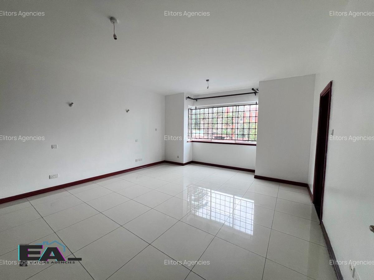 3 Bed Apartment with En Suite at Raphta Road - 15