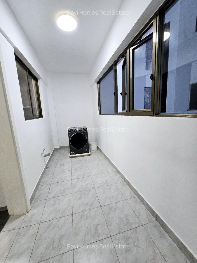 4 Bed Apartment with En Suite at Othaya Road - 15