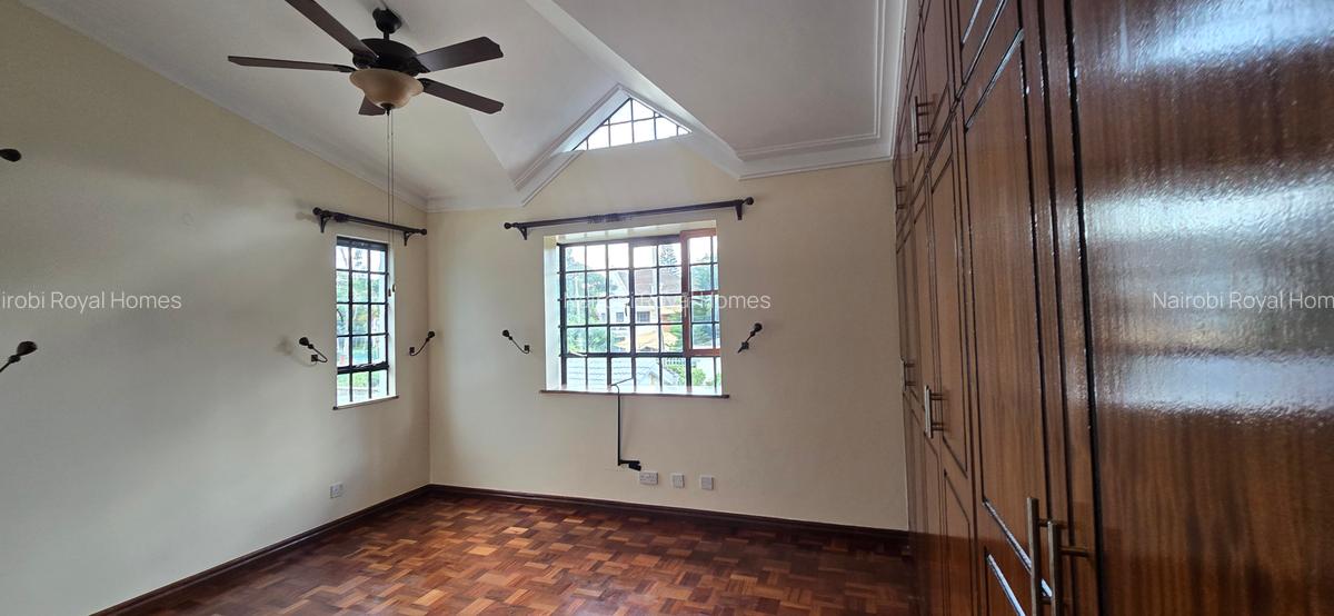 5 Bed House with En Suite at Runda Road - 14