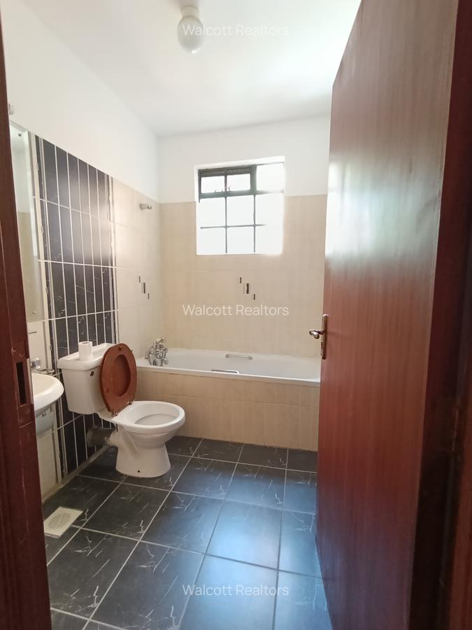 3 Bed Apartment with En Suite in Lavington - 6