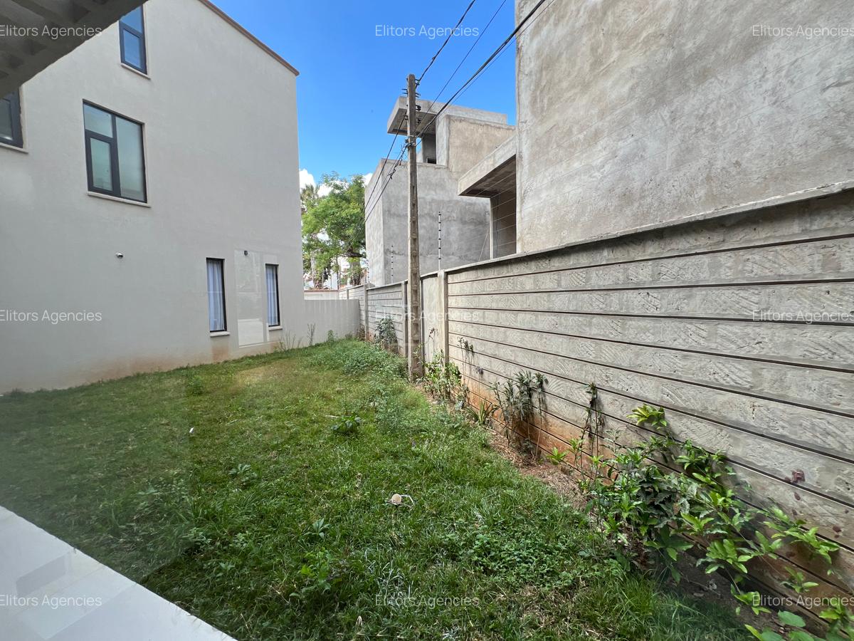 5 Bed Villa with En Suite at Isaac Gathanju Rd - 20