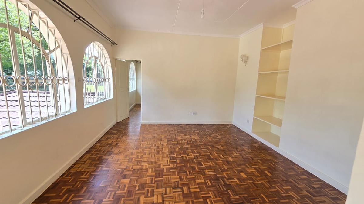 4 Bed House with En Suite in Gigiri - 15