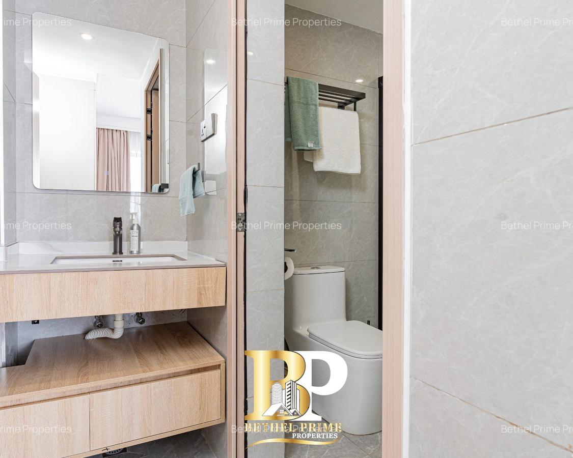 3 Bed Apartment with En Suite in Riverside - 9