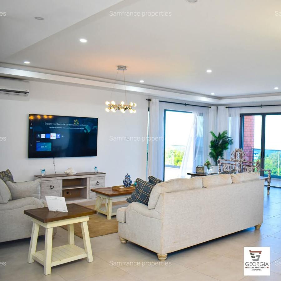 Serviced 5 Bed Apartment with En Suite at Go Khart - 3