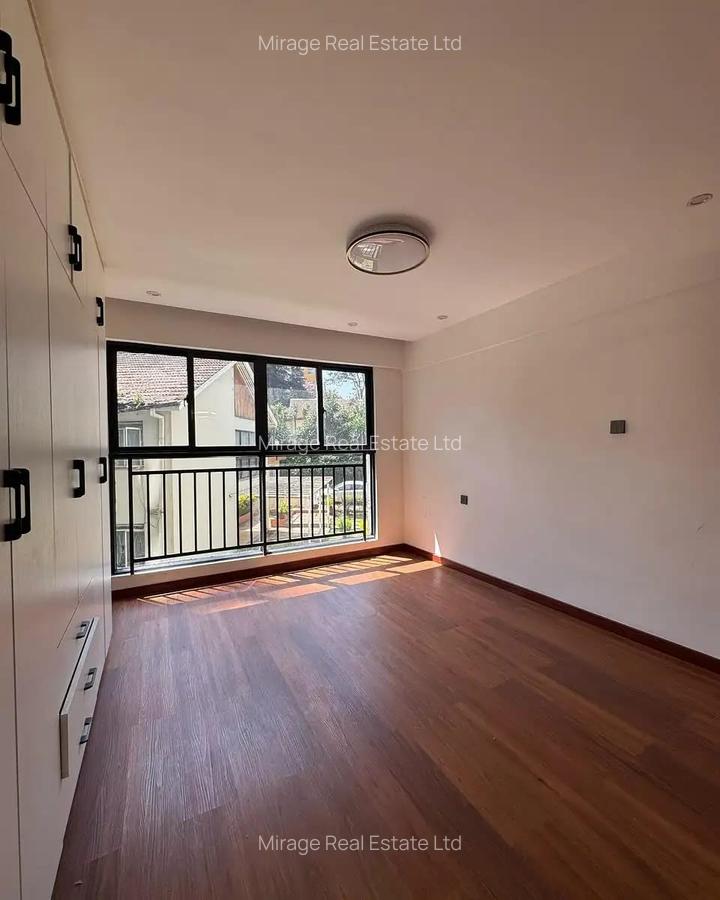 Studio Apartment with Swimming Pool in Kileleshwa - 8