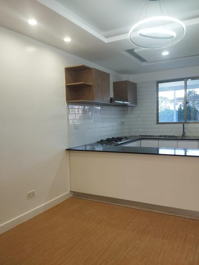 3 Bed Apartment with En Suite in Lavington - 2