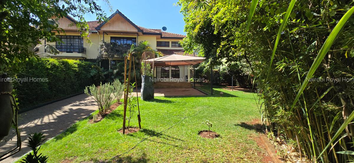 4 Bed Townhouse with En Suite at Lavington Green - 20