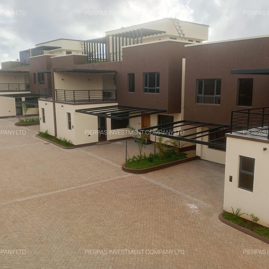 4 Bed Townhouse with En Suite in Ruaka - 1
