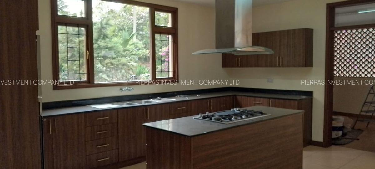 Serviced 3 Bed Apartment with En Suite in Riverside - 13