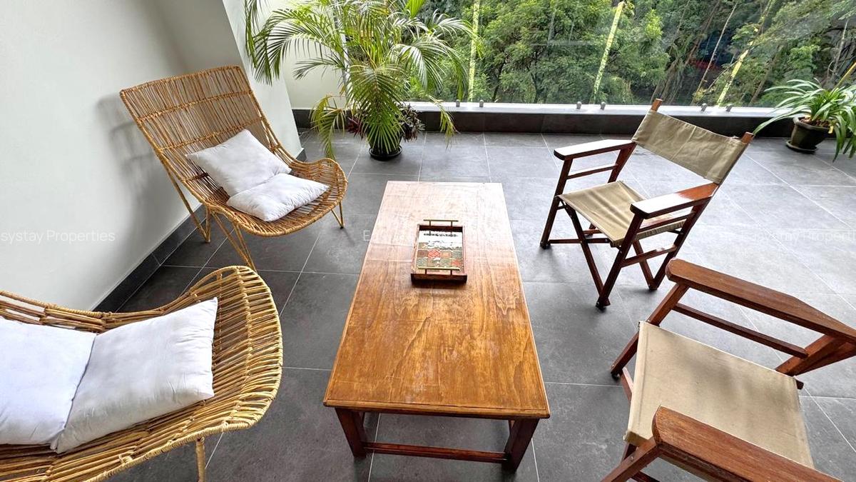 Furnished 3 Bed Apartment with En Suite in Riverside - 16