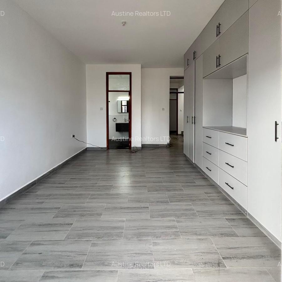 4 Bed Townhouse with En Suite at Eastern Bypass - 13
