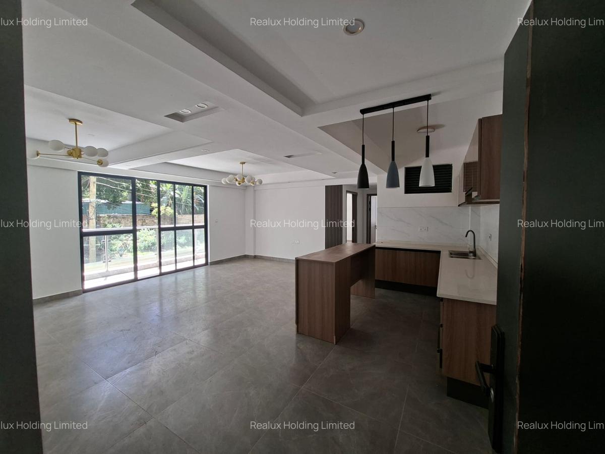 2 Bed Apartment with En Suite in Riverside - 15