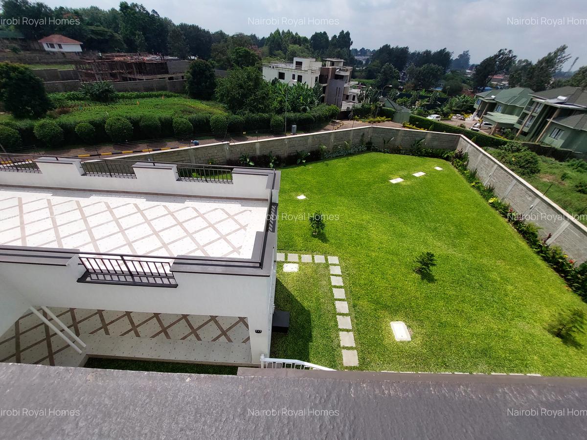 5 Bed House with En Suite at Runda Road - 6