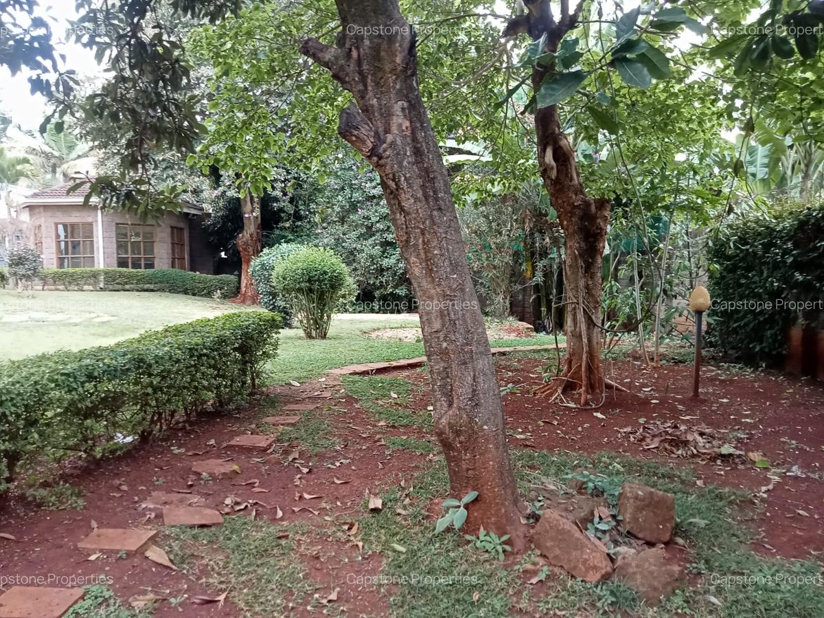 5 Bed House with En Suite in Runda - 15