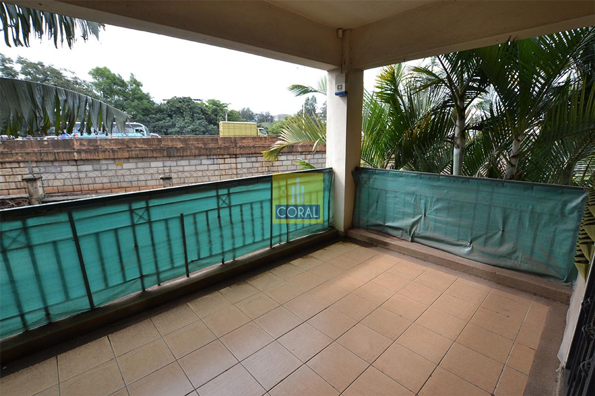 4 Bed Apartment in Parklands - 2