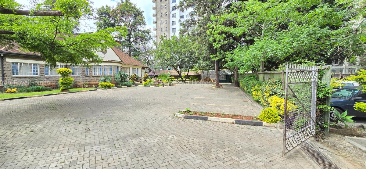 Commercial Property with Service Charge Included at Kilimani - 5