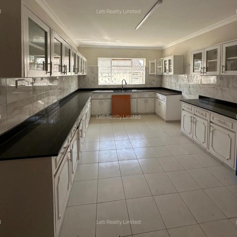 4 Bed Townhouse with En Suite in Kilimani - 7