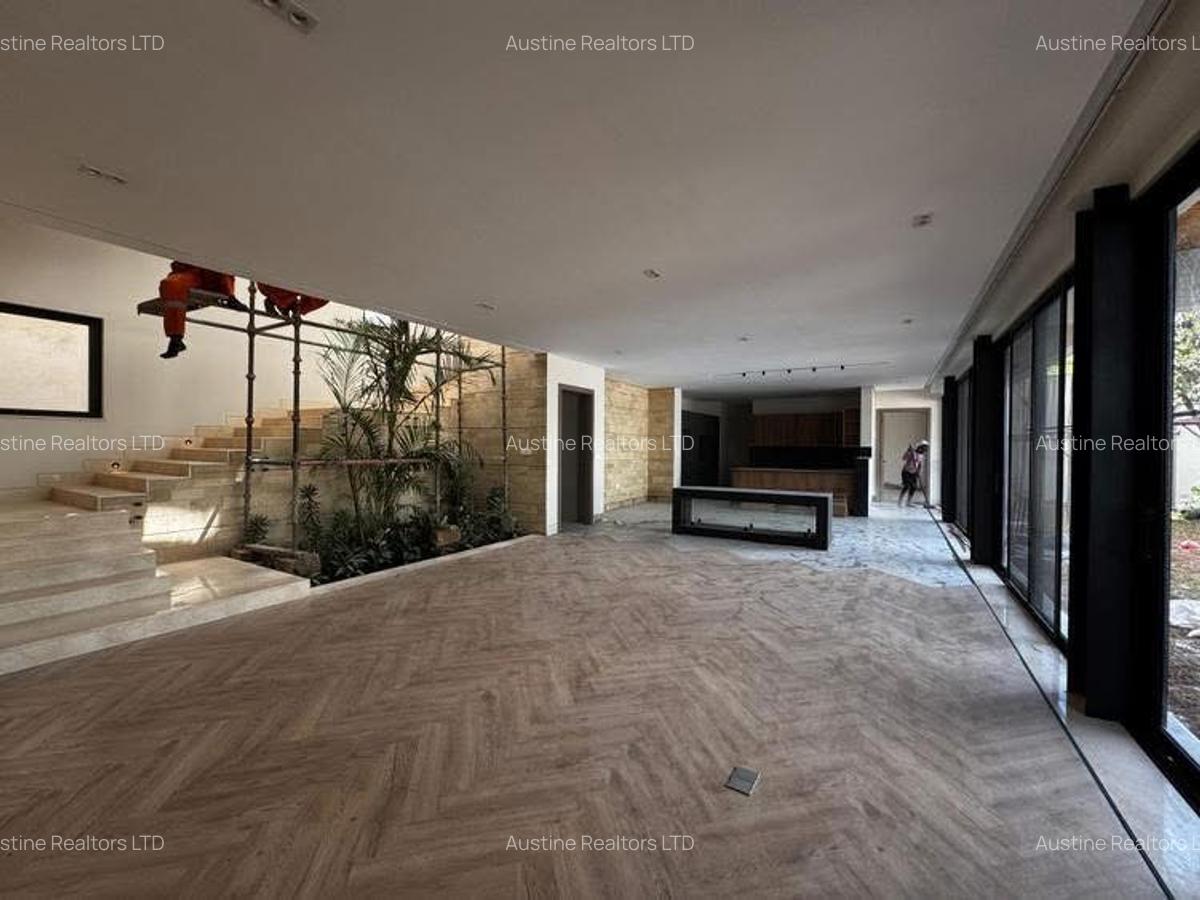 5 Bed Villa with En Suite at Grevilea Groove - 10