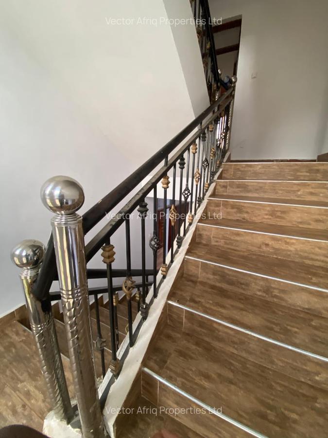 6 Bed House with En Suite in Syokimau - 14