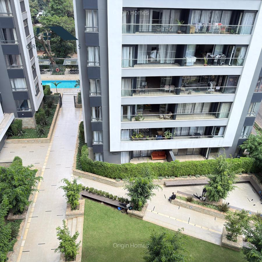 3 Bed Apartment with En Suite at Riverside Drive - 2