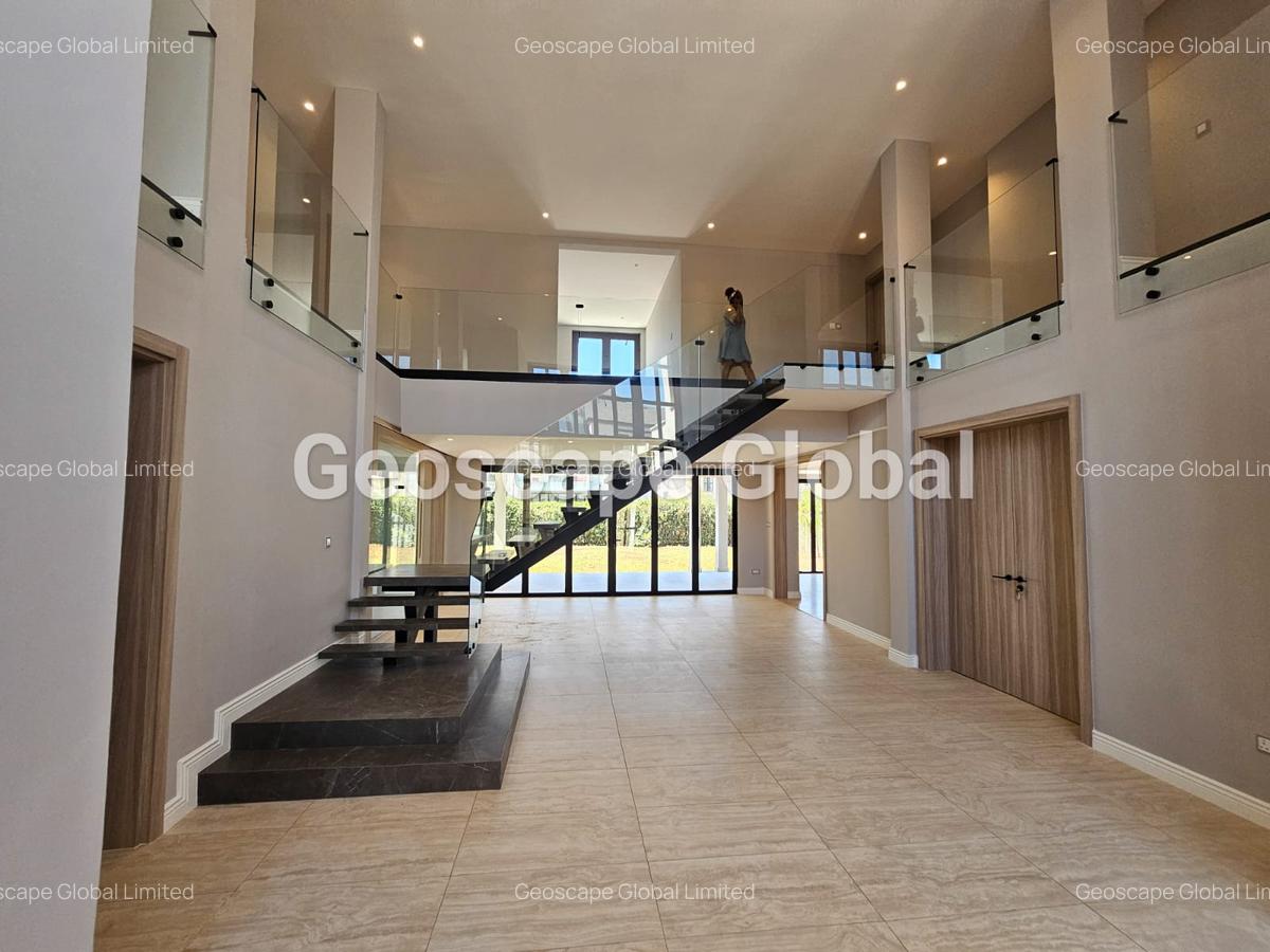 4 Bed House with En Suite in Runda - 7