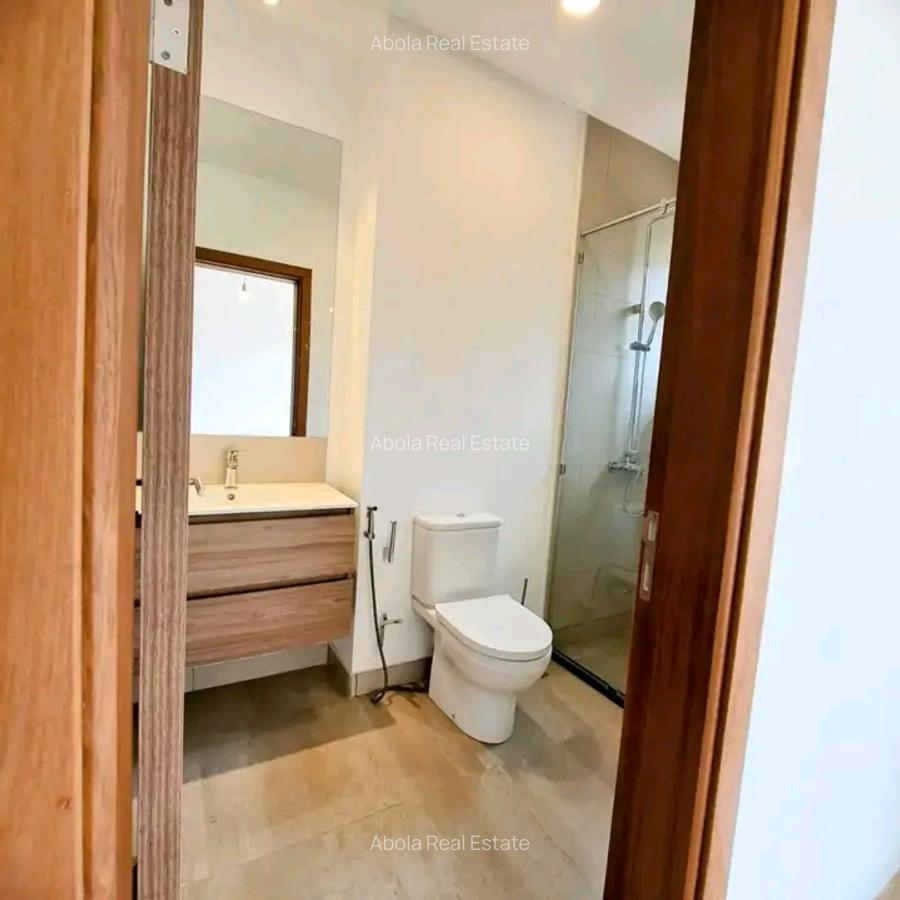 4 Bed Apartment with En Suite in Gigiri - 15