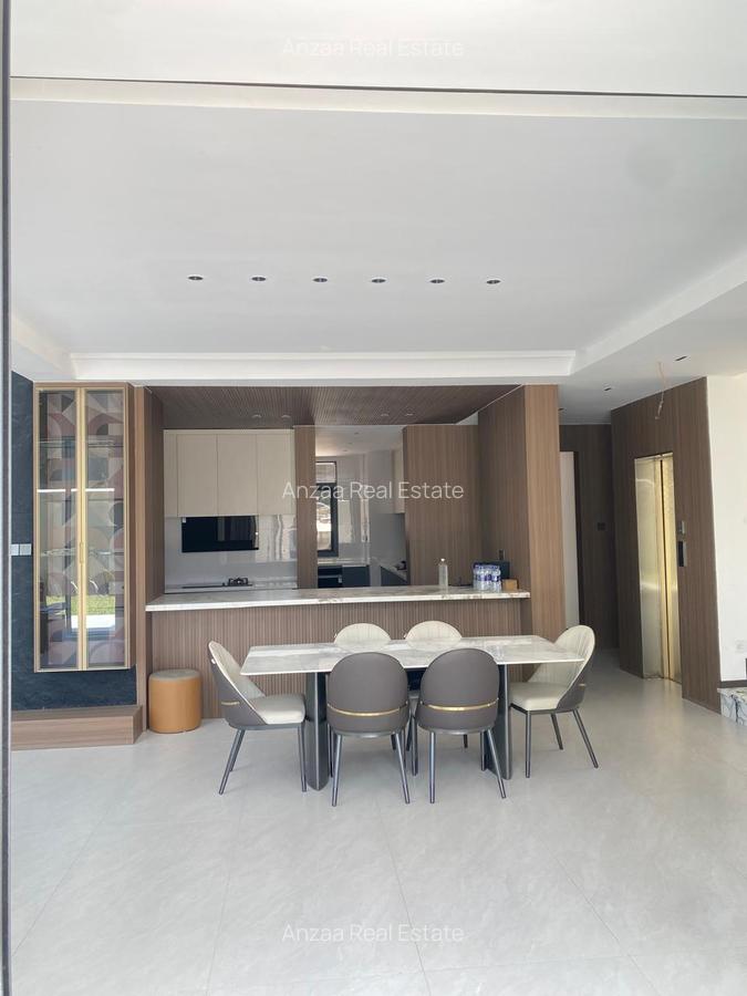 5 Bed Villa with En Suite at Jacaranda Avenue - 5