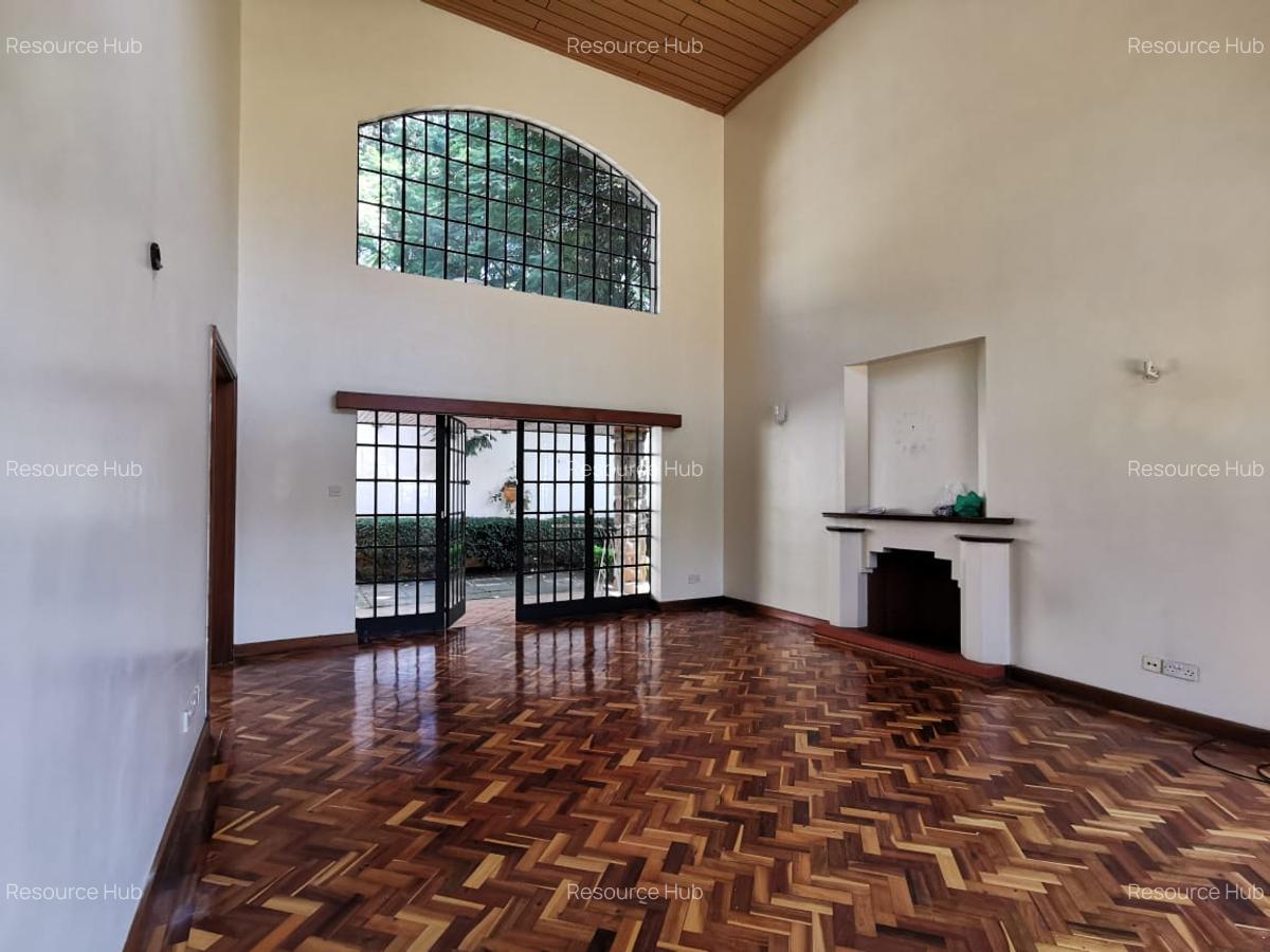 4 Bed Townhouse with En Suite at Spring Valley - 4