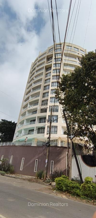 Serviced 2 Bed Apartment with En Suite at Lantana Road - 14