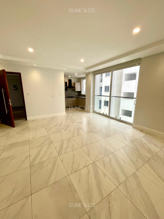 Serviced 1 Bed Apartment with En Suite in Westlands Area - 16