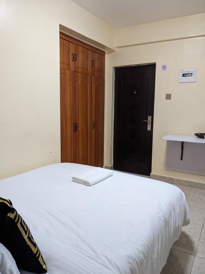 Serviced Studio Apartment with En Suite at Oloitoktok Rd - 6