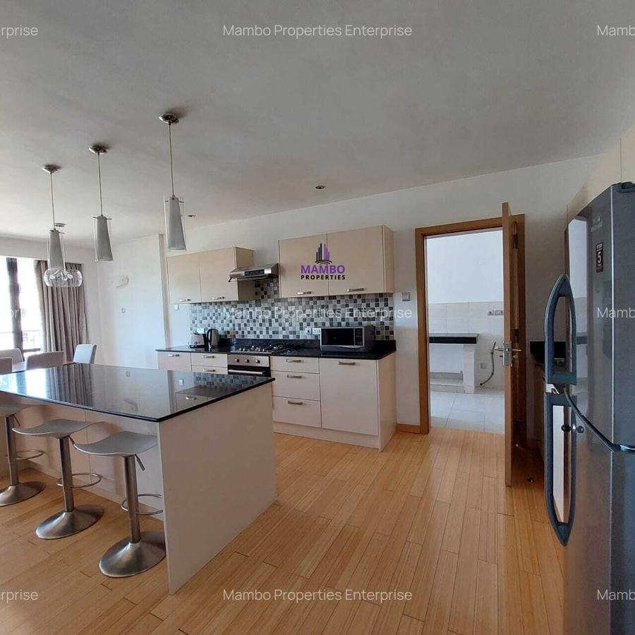 Serviced 2 Bed Apartment with En Suite at Brookside Drive - 3