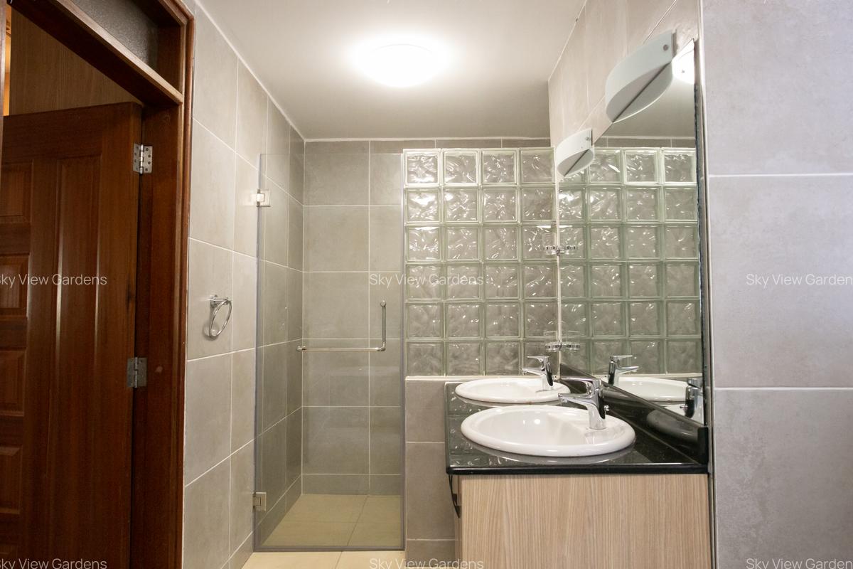 3 Bed Apartment with En Suite at Church Road - 8