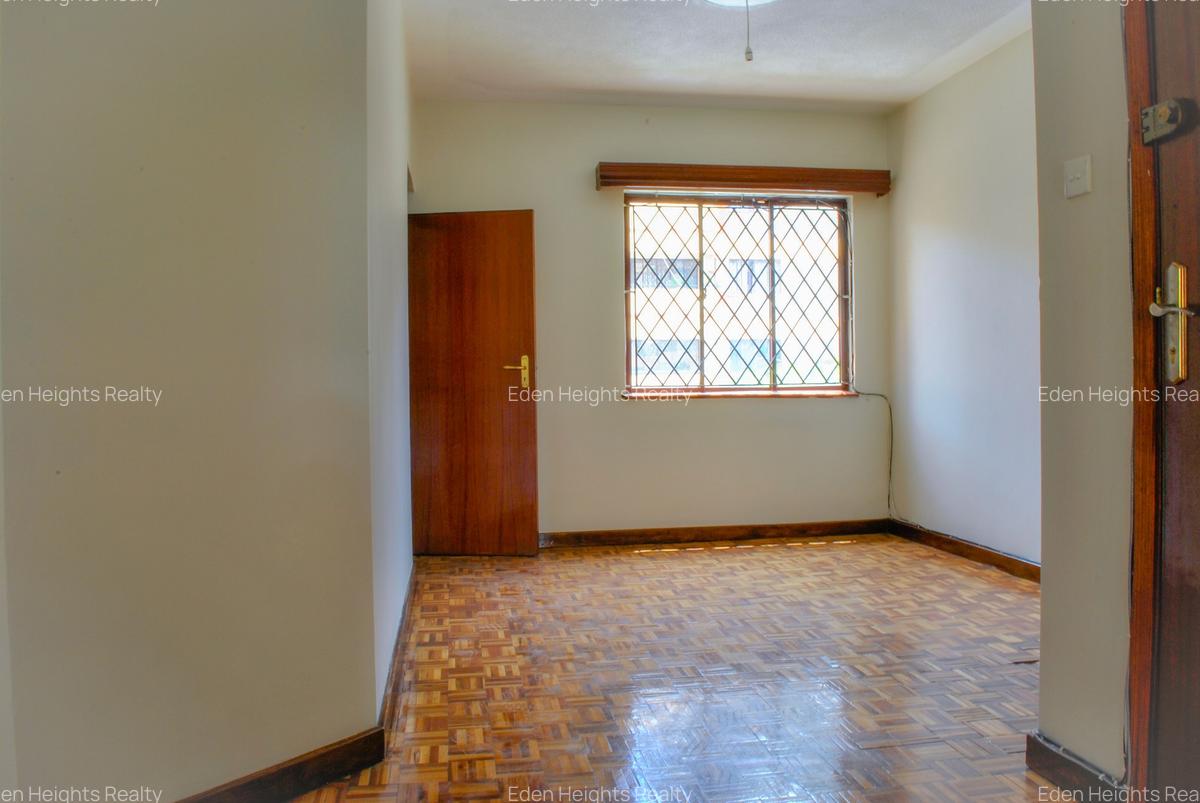 3 Bed Apartment with Parking at Gitanga - 3