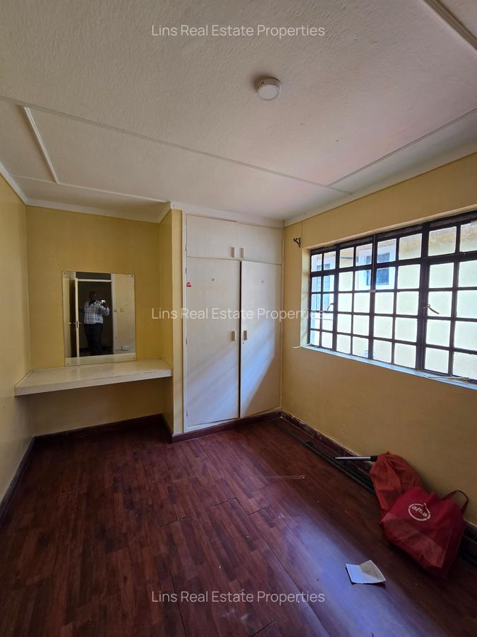 5 Bed House with En Suite in Loresho - 15