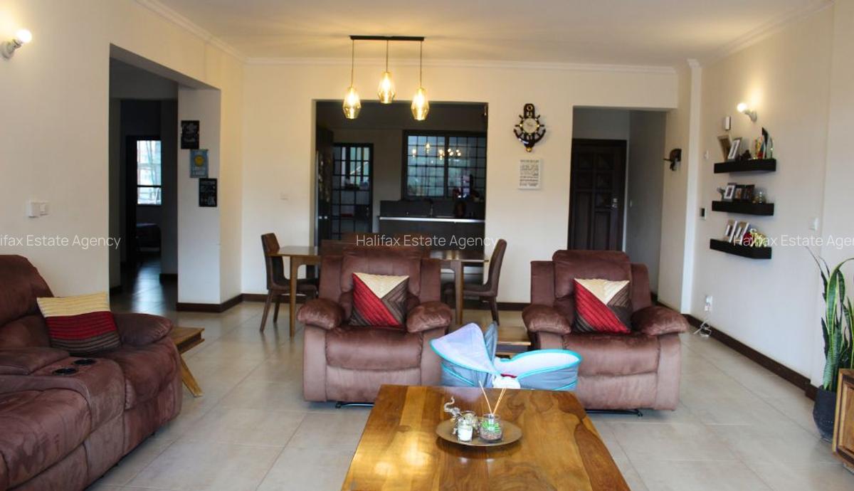 3 Bed Apartment with En Suite in Parklands - 5
