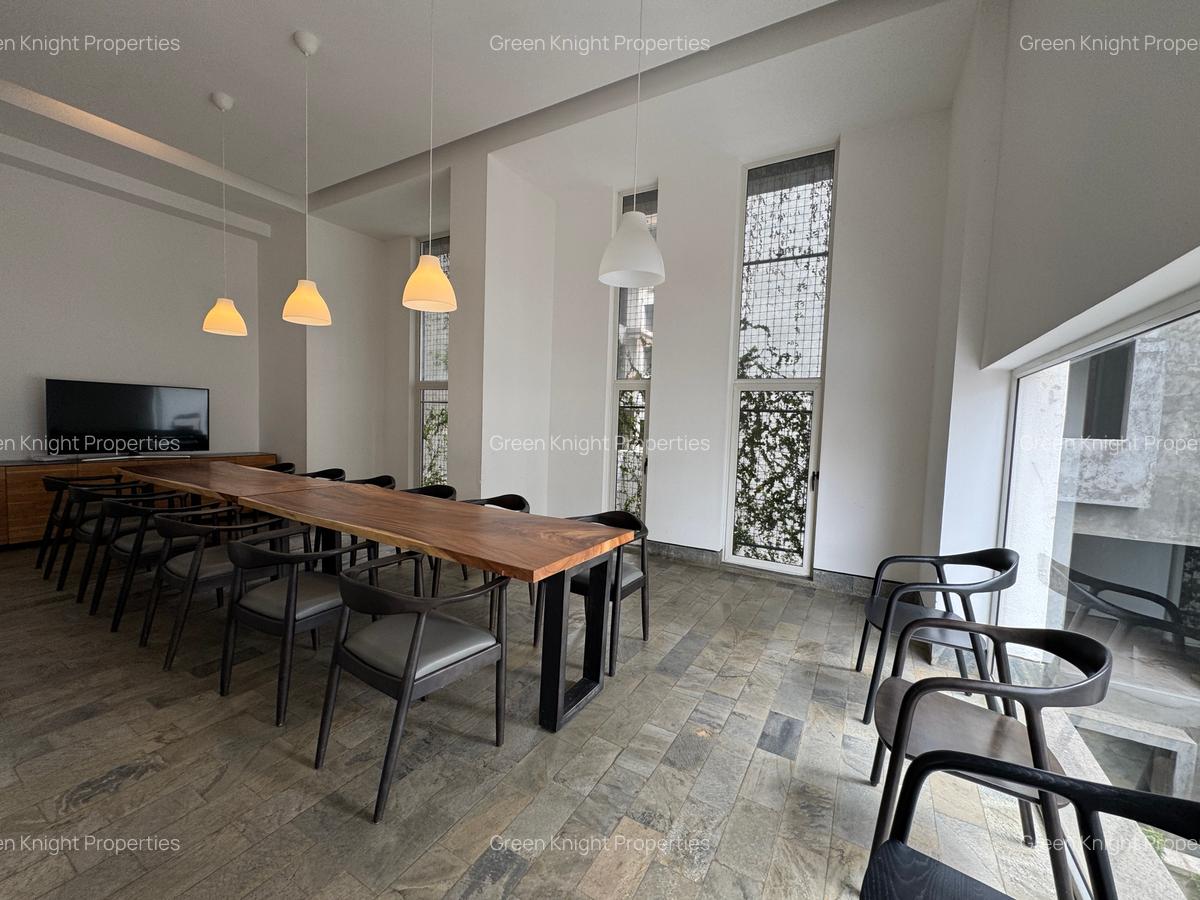 Serviced 2 Bed Apartment with En Suite in Kilimani - 8