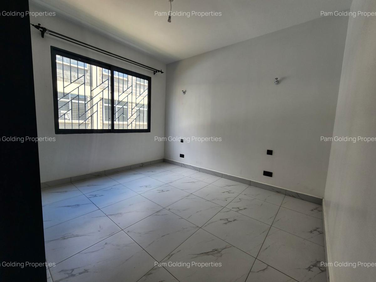 3 Bed Apartment with En Suite in Thika Road - 14