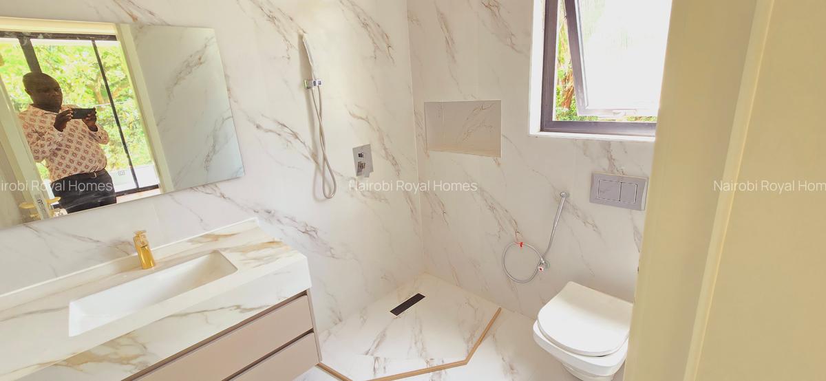 5 Bed Townhouse with En Suite at Owashiga Road - 18