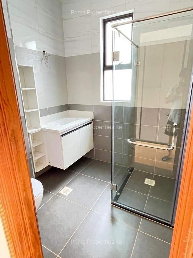 4 Bed Townhouse with En Suite at Njathaini - 10