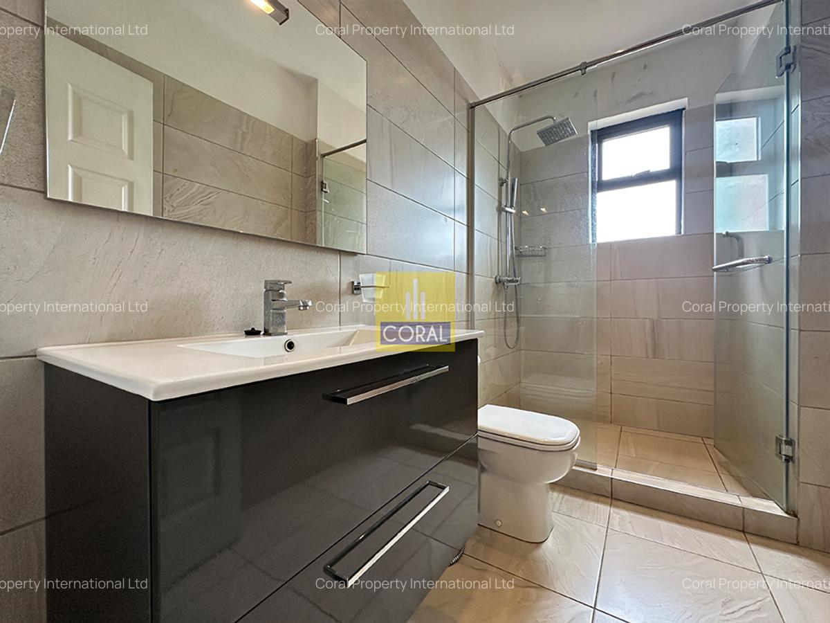 2 Bed Apartment in Parklands - 9