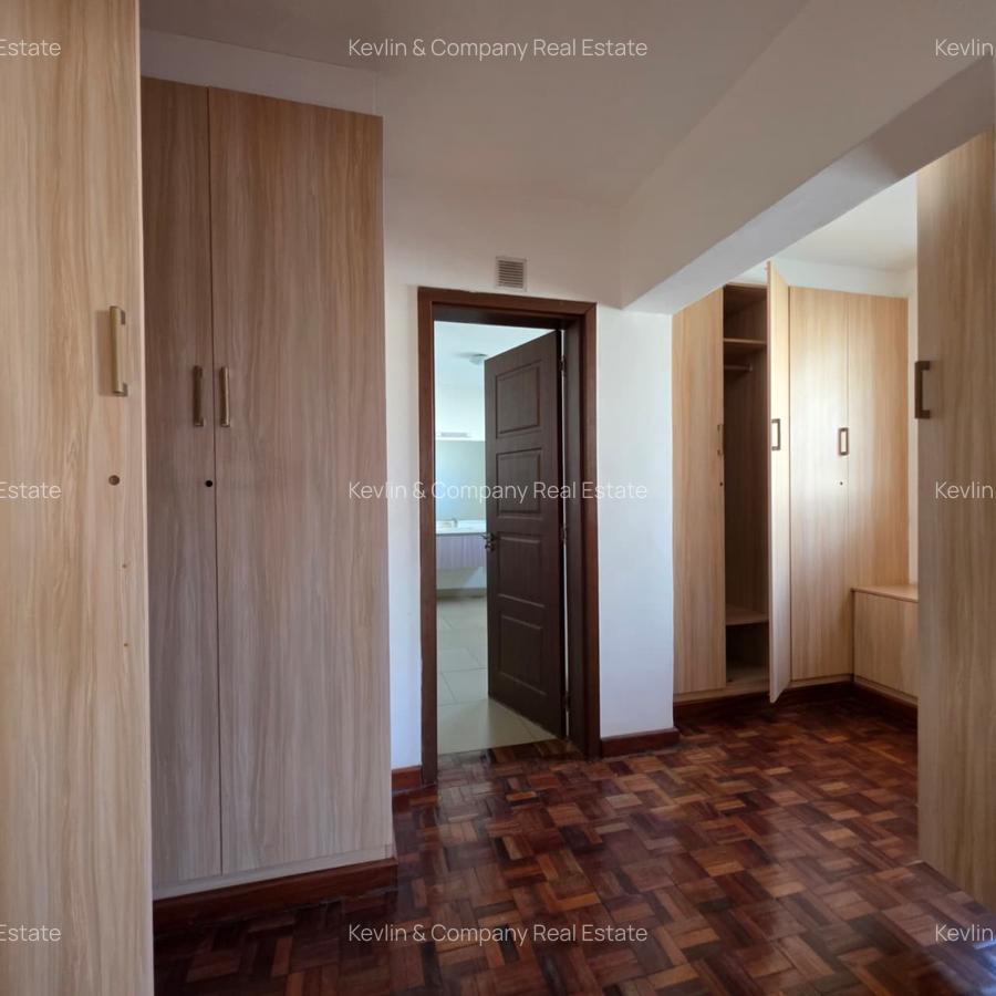 5 Bed Apartment with En Suite in Kileleshwa - 15