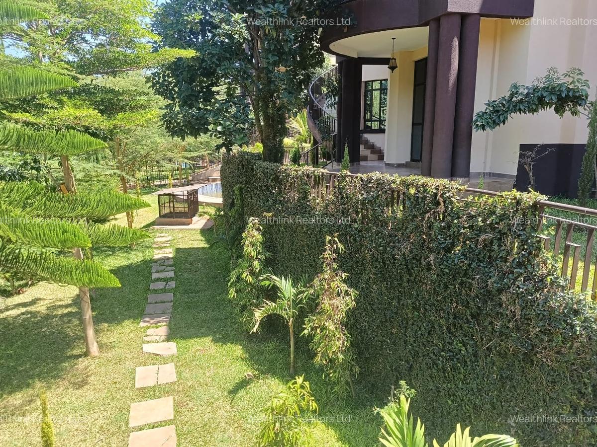 7 Bed House with En Suite at Nyari - 10
