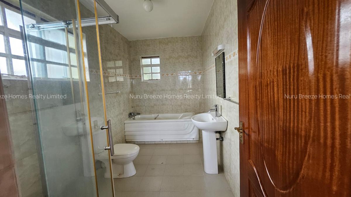 4 Bed Townhouse with En Suite in Kiambu Road - 7