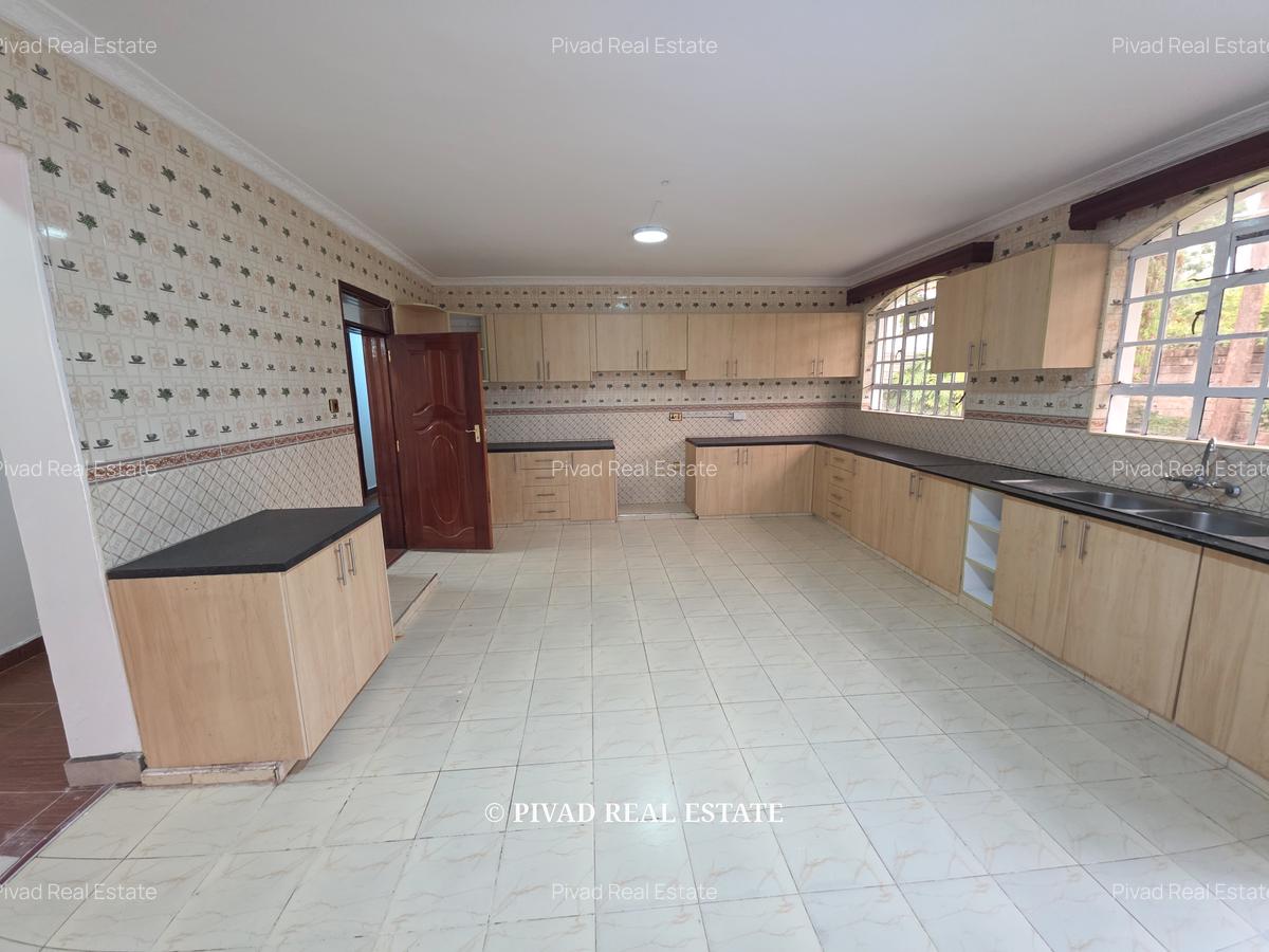 5 Bed House with Staff Quarters in Runda - 16