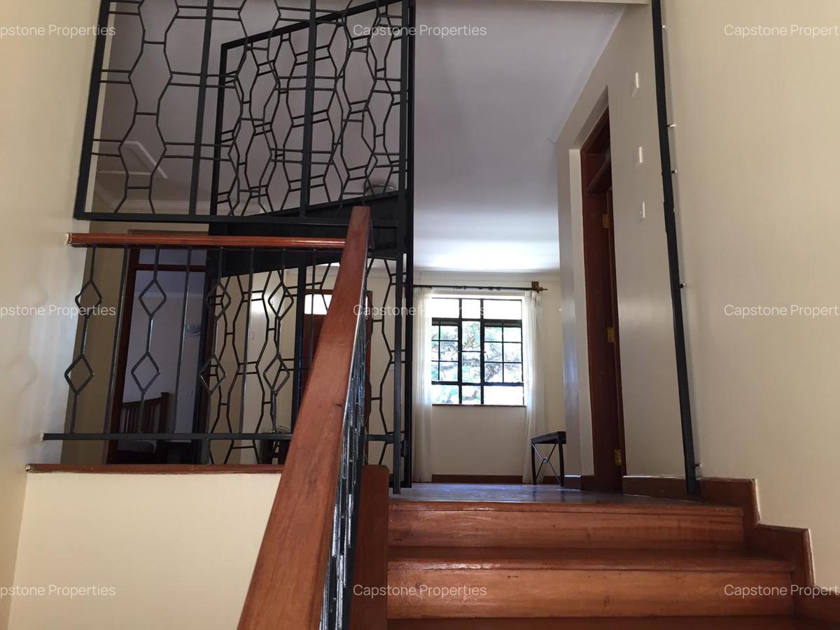 4 Bed Townhouse with En Suite in Kitisuru - 9